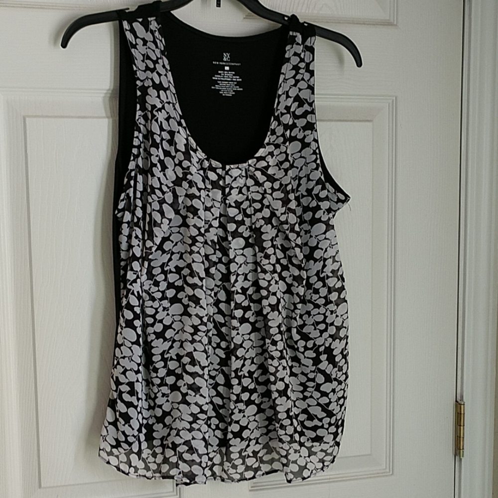 New York & company pullover blouse ladies large